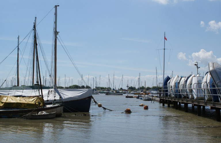 Brightlingsea Beach5 768x499