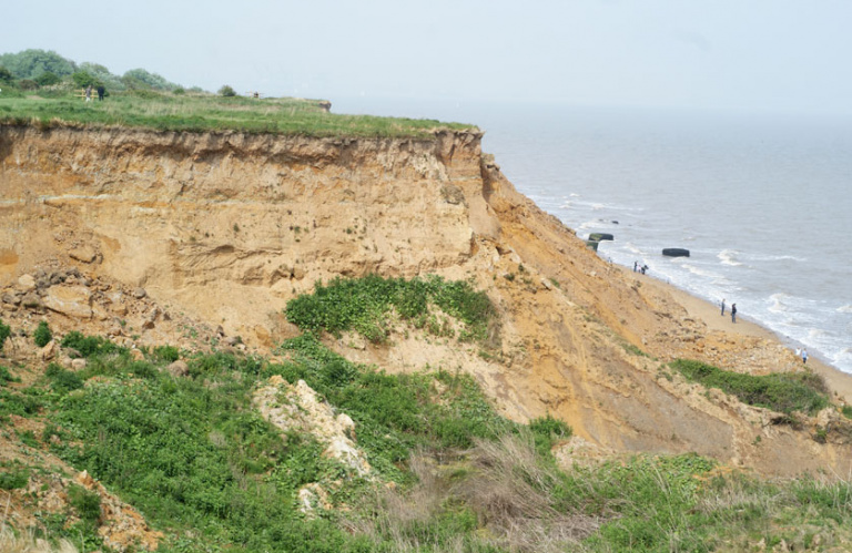 The Naze Beach2 768x499