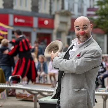 Families turn out in force for free storytelling and children’s theatre festival