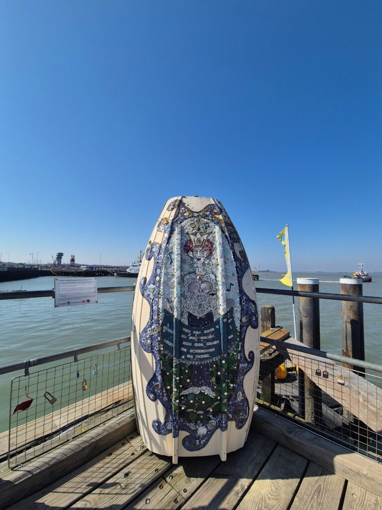 Memorial Ha Penny Pier 3 Harwich TDC SD April 2025 768x1024